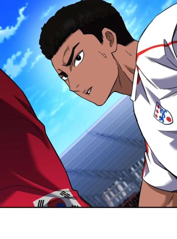 The genius midfielder’s passes are special Chapter 36 - Page 32