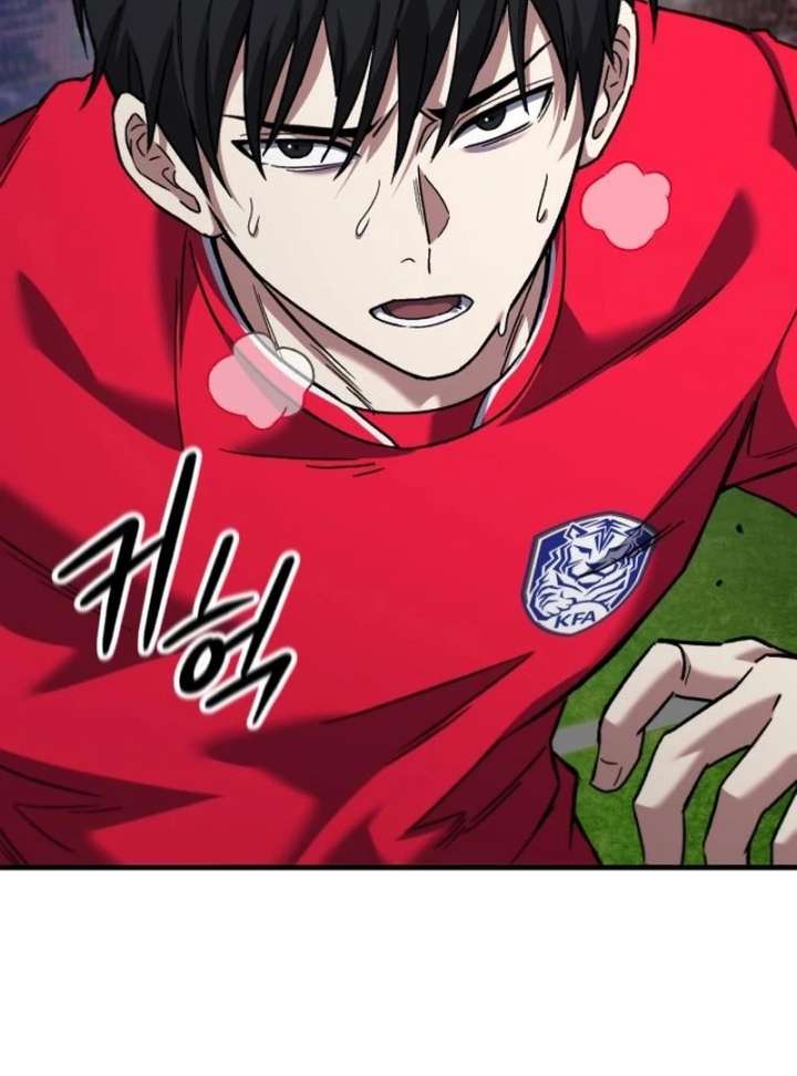 The genius midfielder’s passes are special Chapter 36 - Page 47