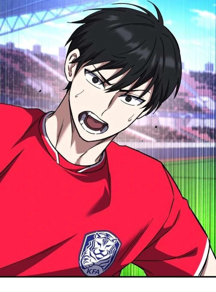 The genius midfielder’s passes are special Chapter 37 - Page 132